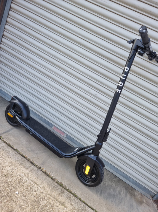 Pure air pro e scooter