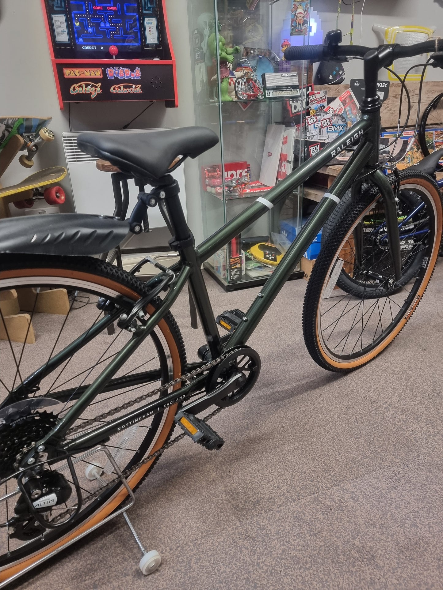 Raleigh pop 26" kids mtb/hybrid bike